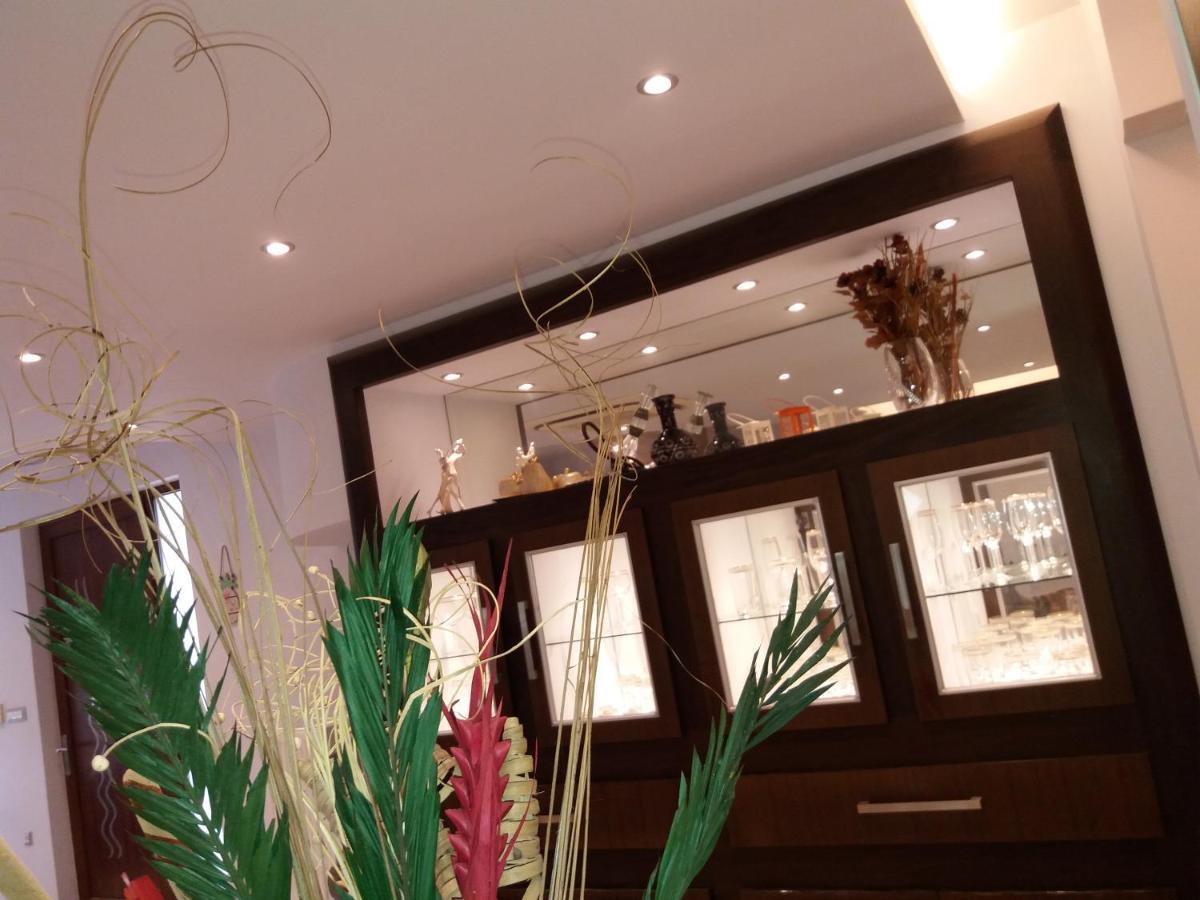 Maia Luxury Pool Villa 阿凡投 外观 照片